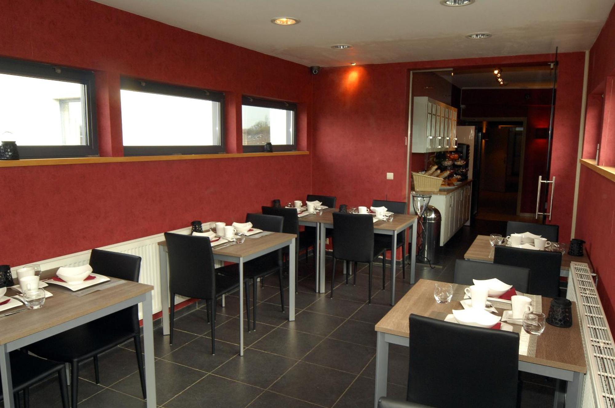 Hotel Le Saint Loup Gembloux Ngoại thất bức ảnh