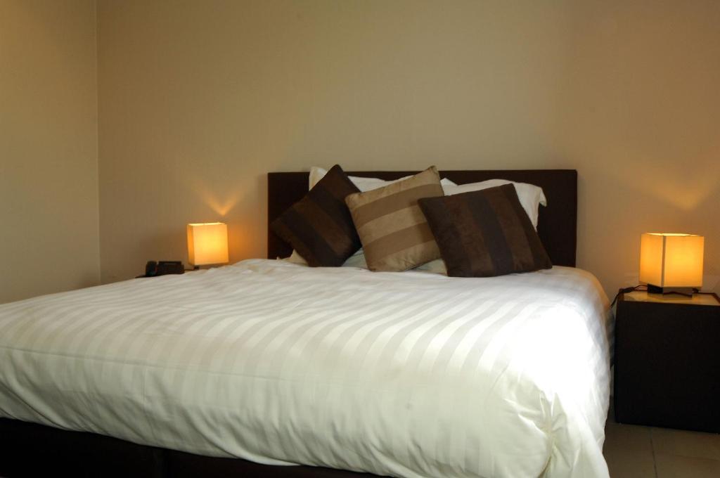 Hotel Le Saint Loup Gembloux Phòng bức ảnh